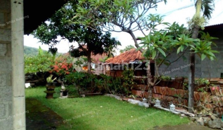 THIS HOUSE IN KAYU PUTIH NEEDS SOME FINISHING 2