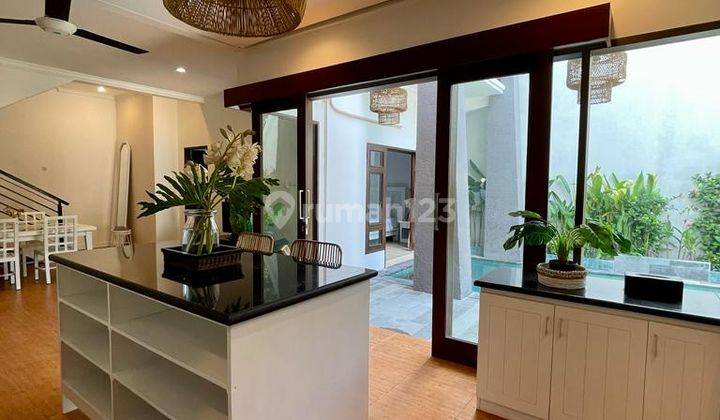 TWO STOREY VILLA IN SEMINYAK 2