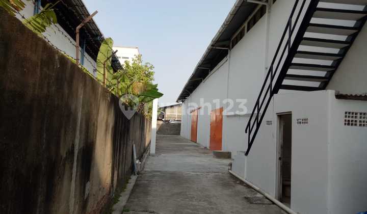 Gudang Sunter Selangkah ke Jalan .Utama/Besar/Raya Gudang Sunter Selangkah ke Jalan .Utama/Besar/Raya