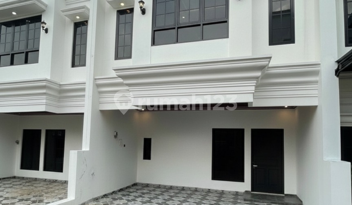 Rumah 3 Lantai Siap Huni Free Biaya Surat Dan Asuransi Di Bintaro