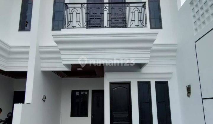 Rumah Siap Huni Di Bintaro Konsep Classic Modern  1