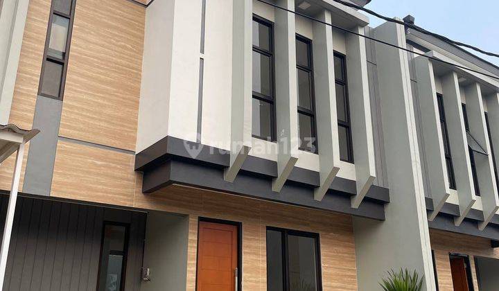 Dijual Rumah Full Bata Merah Hanya 5 Menit Halte Busway Puribeta 1