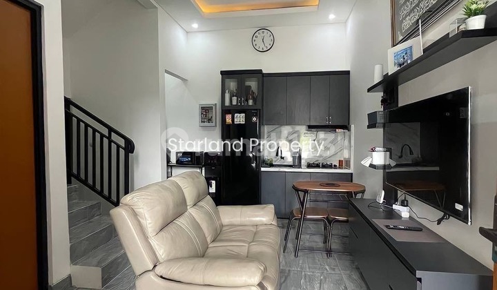 Rumah Siap Huni 2 Lantai Free Biaya'' Di Bintaro