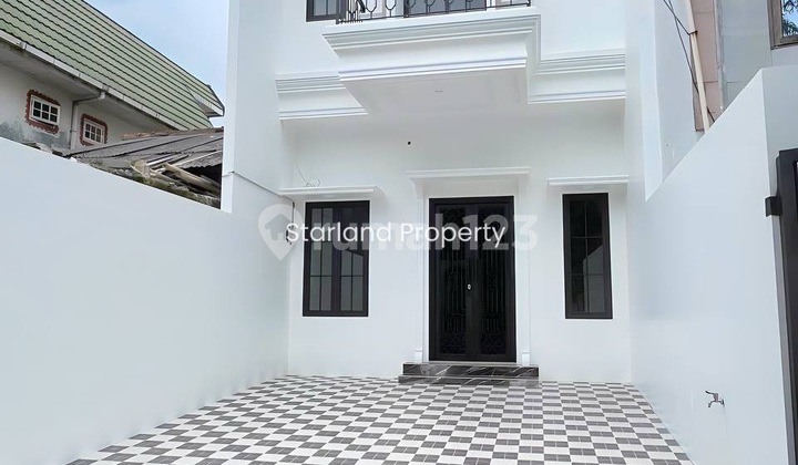 America Classic Ready-to-Occupy Cheapest House in Ciledug 2
