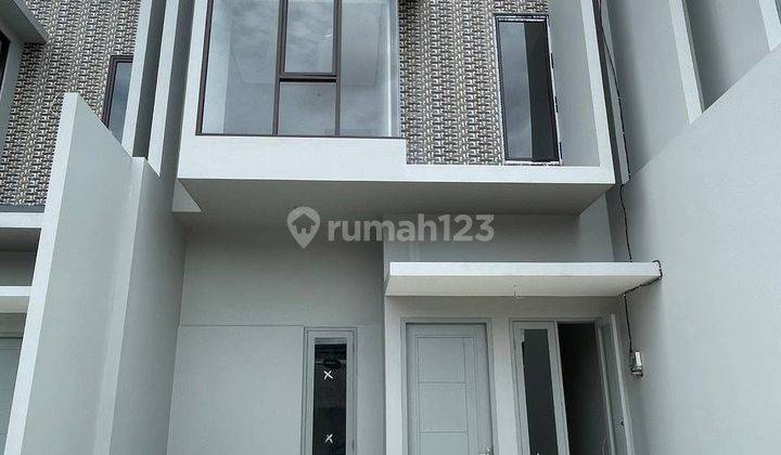 Rumah 2 Lantai Siap Huni Di Karang Tengah Ciledug 1