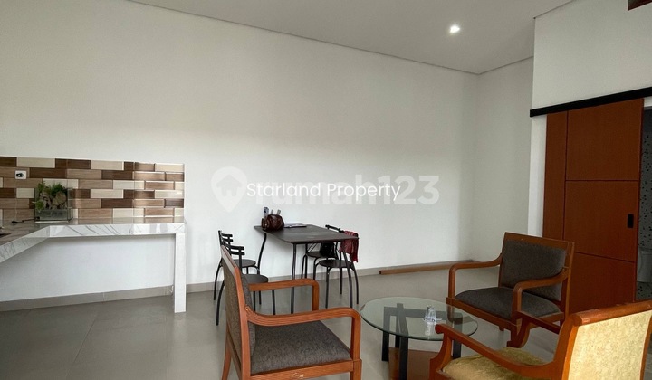 Rumah 2 Lantai Selangkah ke Al Azhar Bintaro 2