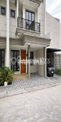 Rumah 2 Lantai Siap Huni Free Biaya" Full di Bintaro