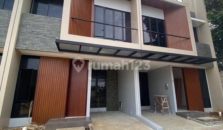 Rumah 2 Lantai Siap Huni Fasilitas Lengkap Di Meruya 