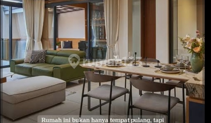 Rumah Mewah Cluster Menghadap Danau dan Pegunungan di Kota Baru Parahyangan 2