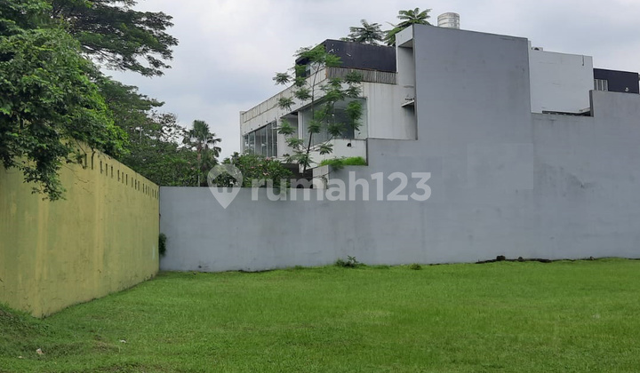 Luxury Cluster Lot The Crown Backyard View Golf Gading Serpong