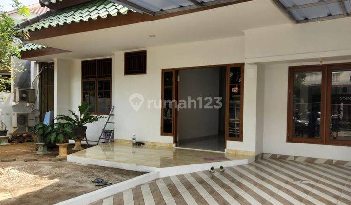 Rumah Dijual Semi Furnished Di Sektor 1b Gading Serpong | Rumah123