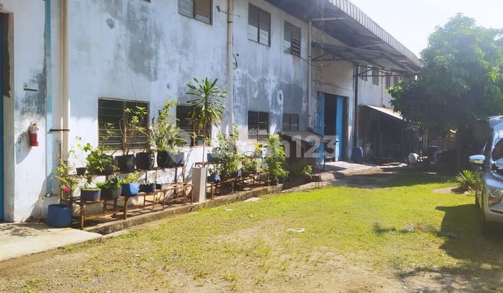 Factory Still Productive in Cileungsi Near Tourist City Factory Still Productive in Cileungsi Near Tourist City