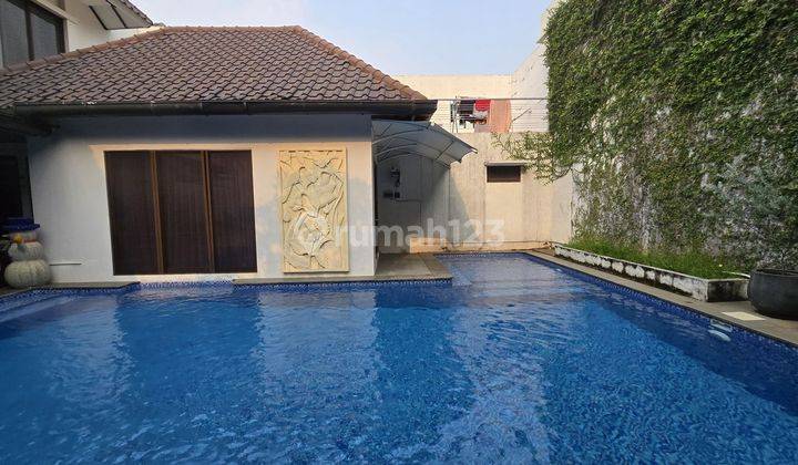 Rumah Mewah Depan Taman Bagus Ada Pool Furnished Depark Bsd City 2