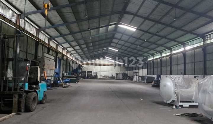 For Sale Factory in Tangerang Area 7,000m² 40 Feet Container Access