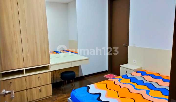 For Rent Ready-to-Occupy Furnished House Zora Bsd City For Rent Ready-to-Occupy Furnished House Zora Bsd City