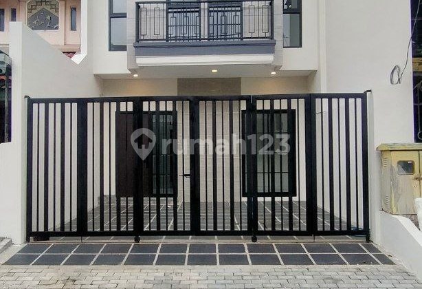 Rumah Pantai Mentari Baru Gress Row Jalan 2.5 Mobil Smart Doorlock