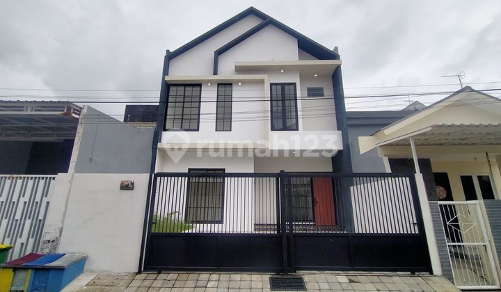 Mulyosari Utara Rumah Baru Gress Minimalis Baru Gress Row Jalan 2Mobil Smart Doorlock