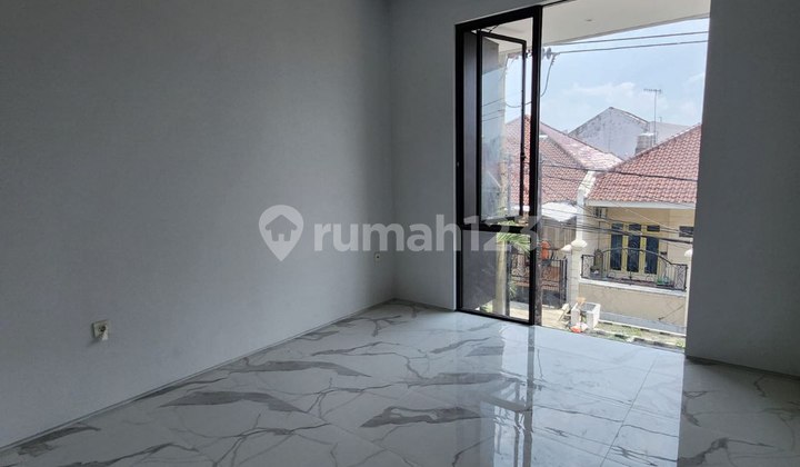 Rumah Rungkut Mapan Tengah Baru Gress Siap Huni Row Jalan 2Mobil 2