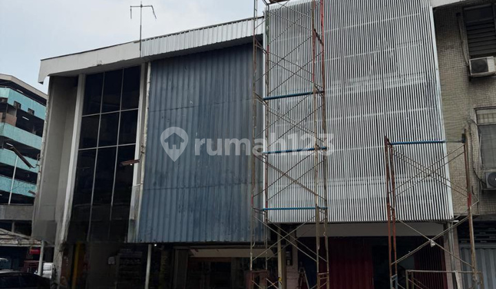 Ruko Pasar Atom Baru Renovasi di Pusat Perbelanjaan Pasar Atom Cocok untuk Bank