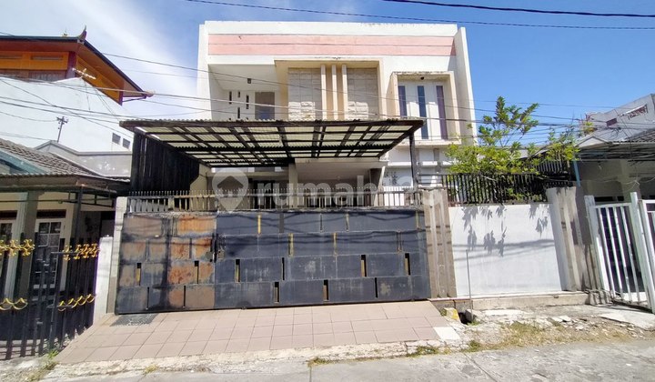 Rumah Wisma Permai Tengah Row Jalan 2 Mobil