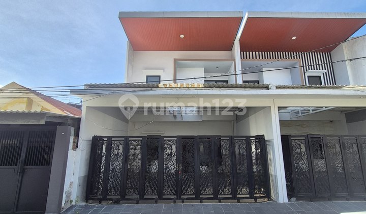 Rumah Baru Gress Darmo Permai Timur, Row 2 Mobil Rumah Baru Gress Darmo Permai Timur, Row 2 Mobil