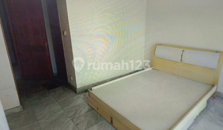 Condominium Regency Tunjungan Plaza View City 2