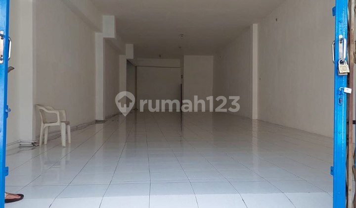 Gudang Jalan Bunguran Nol Jalan Raya