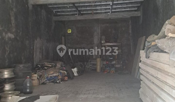 Gudang Hitung Tanah Mulyosari Baru, Row 2 Mobil