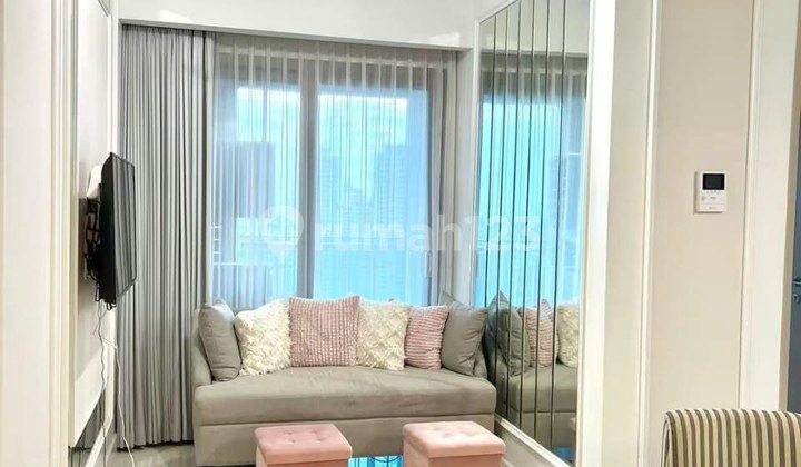 La Riz Mansion Akses Langsung ke Pakuwon Mall, Siap Huni La Riz Mansion Akses Langsung ke Pakuwon Mall, Siap Huni