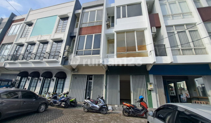 Ruko Darma Husada Hadap Selatan PLN 10.600 Watt