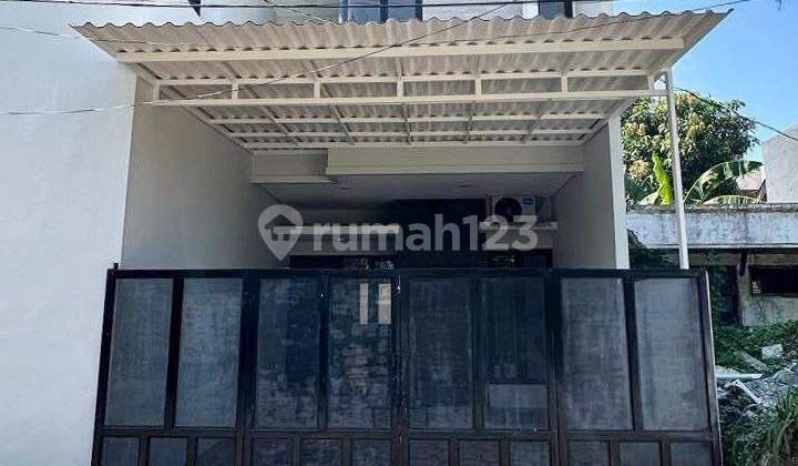 Kutisari Indah North New Gress Minimalist House 1