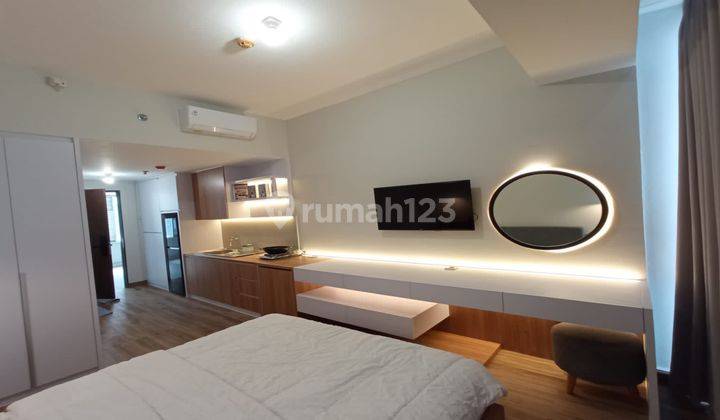 ruang tamu tapartemen majestic point serpong furnished