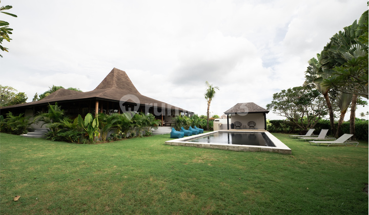 For sale fast beautiful luxury villa ready to live in with sunset view in Nyanyi, Bali near Nuanu