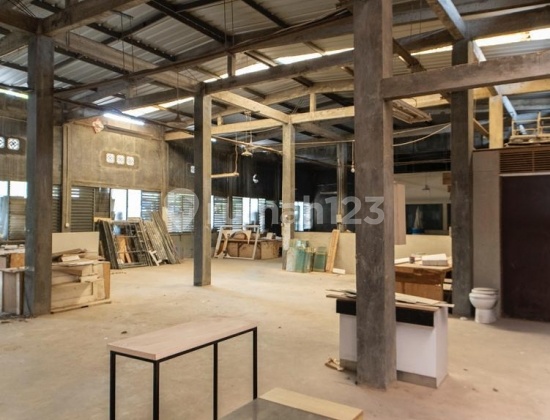 Workshop Furniture Gudang di Daerah Kalideres Jakarta Barat