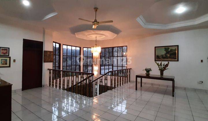 Rumah Sangat Rapih Dan Terawat, Akses Mudah Lokasi Strategis Kayu Putih Jakarta Timur