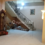 Rumah Mewah. Dekat Mall di Grand Wisata Bekasi 2