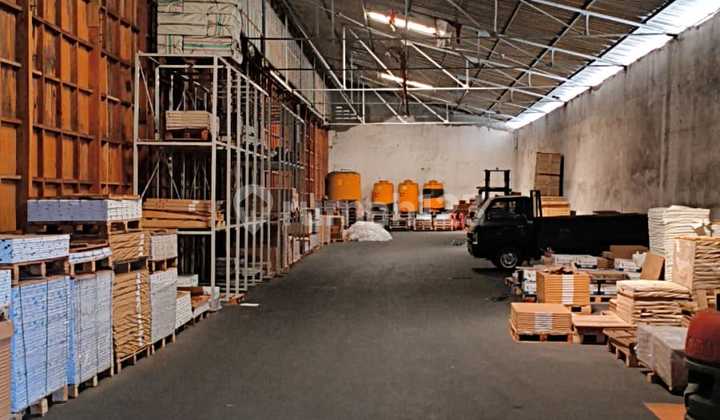 Kenjeran Warehouse for Sale