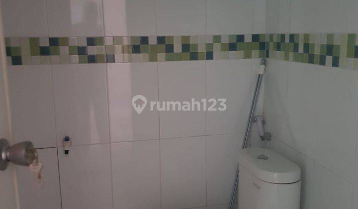 Di jual Rumah Strategis di Komplek Permata 2