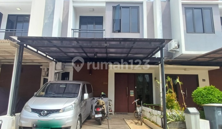 Rumah Cantik Strategis 1