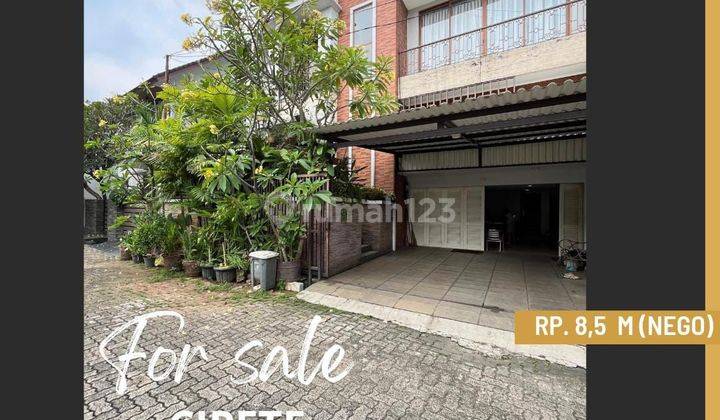 Rumah Cantik Strategis 1