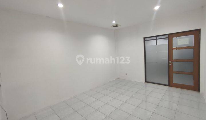 Ruang Kantor Di Utan Kayu, Jakarta Timur. Harga Terjangkau 2