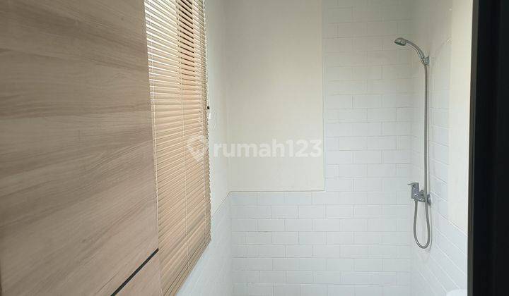 Rumah 2 Lantai Bagus Semi Furnished di Lippo Karawaci, Tangerang 2