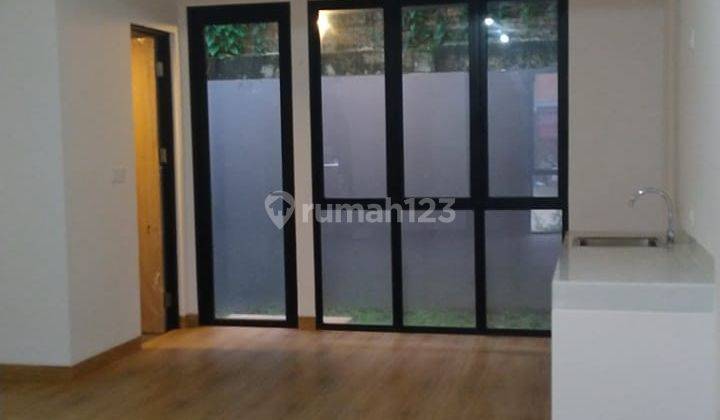 Rumah Kontrakan 2 Lantai Bagus di Cendana Hills Boulevard , Tangerang 2