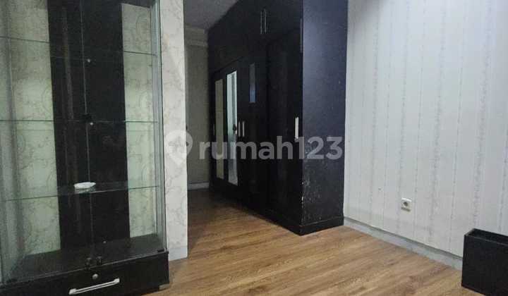 Bebas Banjir, Rumah, 2 Lantai, Siap Huni Disewakan Cepat Cluster Madrid Modernland Tangerang Rapih Bagus 2