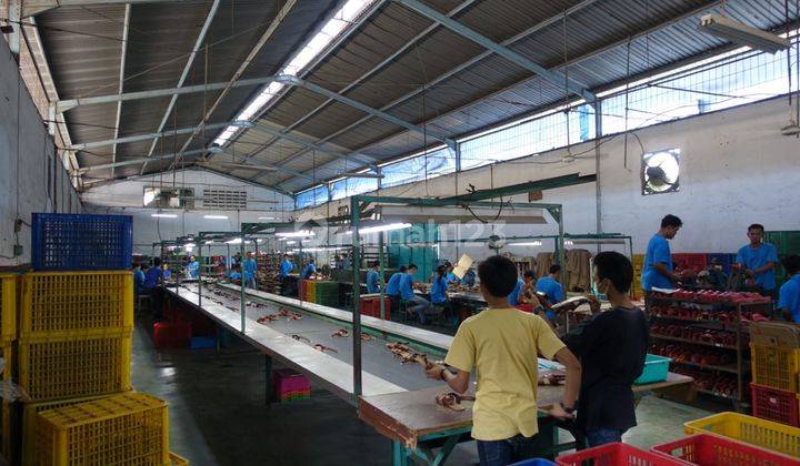 Ex pabrik kapuk kayu besar - Kamal Jakarta barat 2