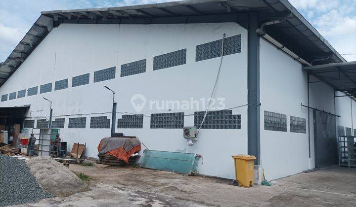 Pabrik di kamal muara kayu besar - Jakarta utara 2