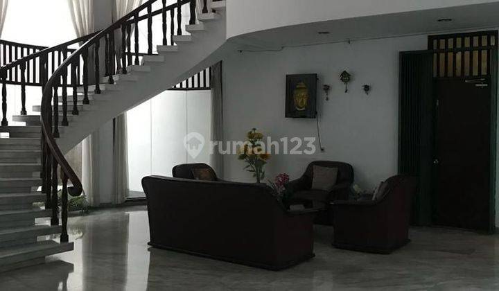 Dijual rumah di green garden Jakarta baraf 2