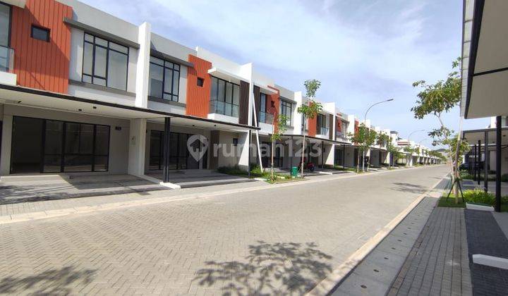 Dijual rumah di PIK 2 Millenial cluster georgia - Jakarta utara 1