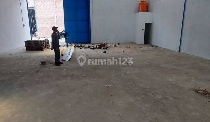 Disewakan gudang baru di Daan mogot - Jakarta barat 1