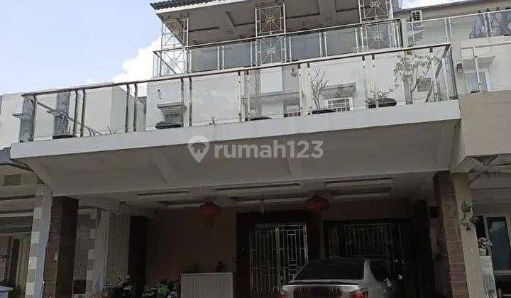 Rumah Bagus 2 Lantai Furnised Jakarta Barat 1